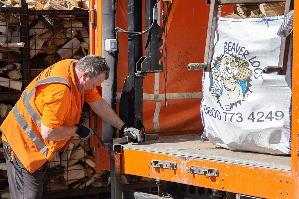 Logs Scotland | Beaver Logs, Kiln Dried Logs Scotland & Northern England